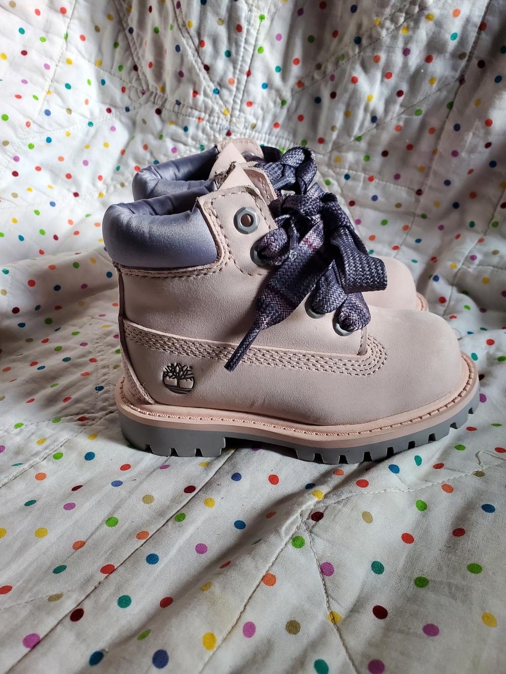 Timberland Kids Light Pink Leather Lace-Up Boots with Gray Sole